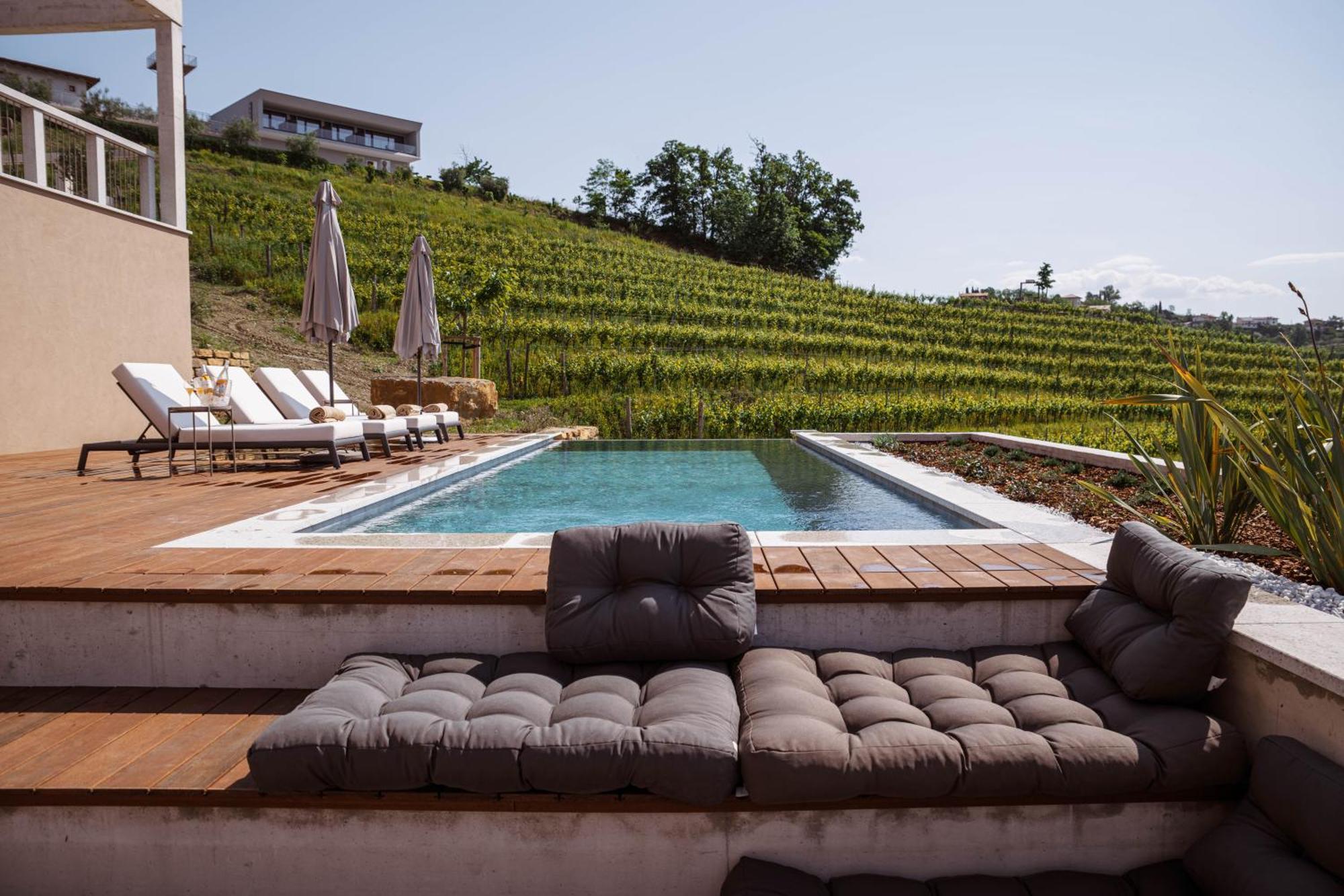 多布罗沃Posestvo Scurek Wine住宿加早餐旅馆 外观 照片